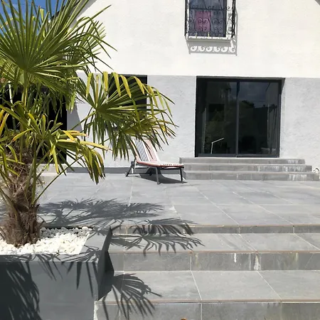 בית נופש Maison De Charme A קוטאנס